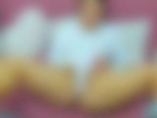 MiiaKittyy's Live Sex Cam Show
