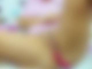 MiiaKittyy's Live Sex Cam Show