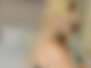 Live cam show with Dani-rosee1 - Long Hair on PervPlay.com