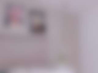 Live cam show with Dani-rosee1 - Long Hair on AdultVida.com