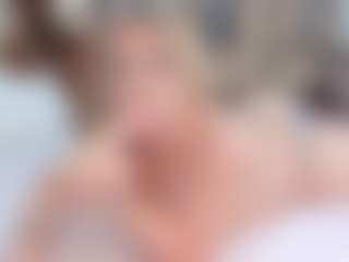 Live cam show with Dani-rosee1 - Shaved on live18s.com