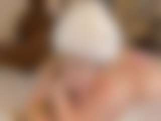 Live cam show with Dani-rosee1 - Long Hair on MyBangCams