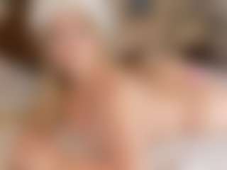 Live cam show with Dani-rosee1 - Curvy Young Adult on Gym Cam Girls