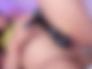 Live cam show with Nattyroberts - BBW on CamwithHer