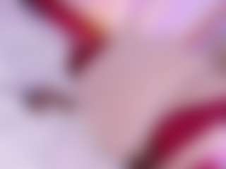 Live cam show with Nattyroberts - Eating Pussy on Camsoda