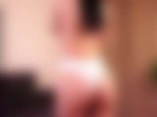 Live cam show with GennyPestone - Hairy Pussy on chickslive.net