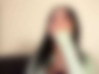 Live cam show with GennyPestone - Hairy Pussy on CamSextacy