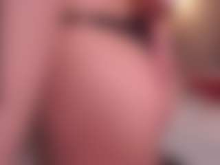 Live cam show with GennyPestone - Hairy Pussy on Hubzter Live