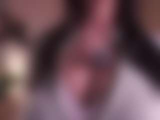 Live cam show with GennyPestone - Normal on Cam Slut