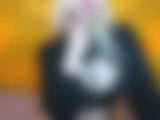 Live cam show with RuthBryant - Striptease on CSO-WL