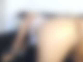 Live cam show with AfricaMart - Ebony Teen (18+) on CamSodaAdn