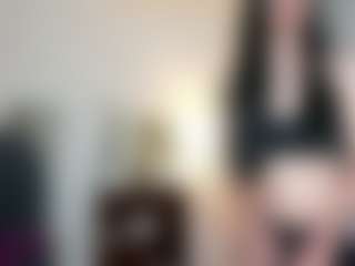 Live cam show with Andy Vander - Average on TeamSkeetLive