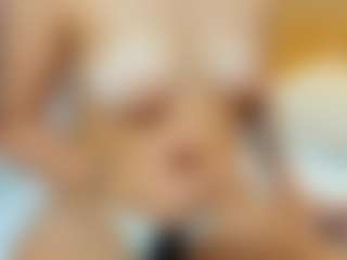 Show live cam dengan ALAIALESTER - Small Tits di Camsoda