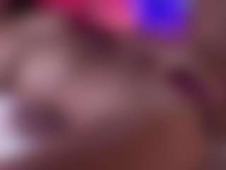 Live cam show with bananili - College MILF on Camsoda