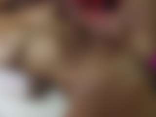 Live cam show with bananili - Middle Aged on Mixed Magazine Live