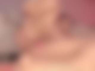 keira18's Live Sex Cam Show