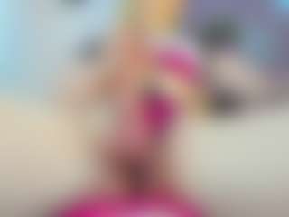 Live cam show with starjessica - Tease on Camsoda