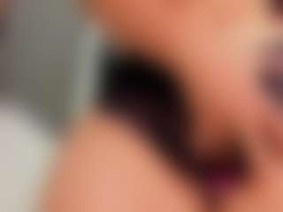 Live cam show with aurora-tziu - Fingers on Camsoda
