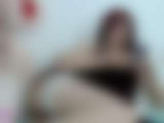 Cam Show en direct de Ayesha_saade