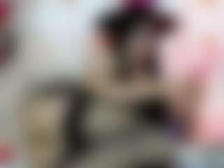 Live cam show with Ayesha_saade - Tease on CamwithHer