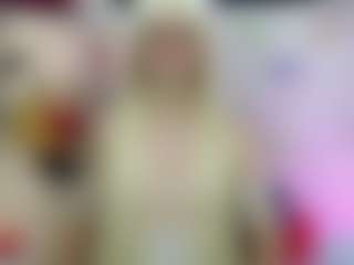Live cam show with Ayesha_saade - Smoking on Camsoda