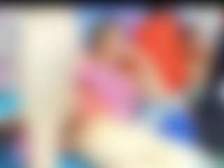 SamantaSweetx MILF webcam performer live streaming