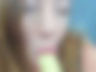 Live cam show with Anita-White - Green Eyes on Mixed Magazine Live
