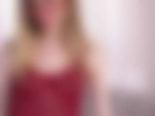 Live cam show with JoellaEssery - Gray Eyes on Soda Cam