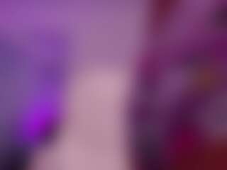 Live cam show with mollygomezz - Candy on Camsoda