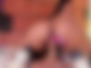 Live cam show with Gaby manson - Average on Pornisteam.com