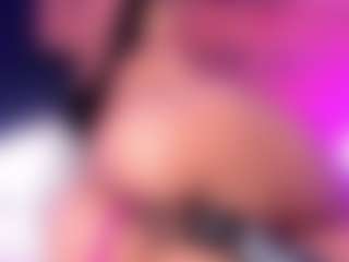 Live cam show with Gaby manson - Average on Camsoda