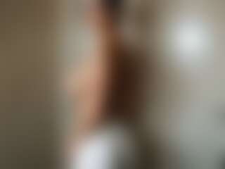 bigtittybella's Live Sex Cam Show