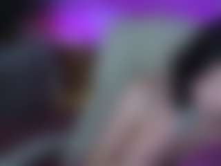 Show de cam en vivo con BagiraMays - Role Play en Camsoda