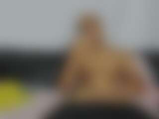 Live cam show with Logan-Vice - Spank on AdultVida.com