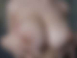 Live cam show with OnlyKira - Fingering on madthumbs