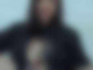 MiaCavalli's Live Sex Cam Show