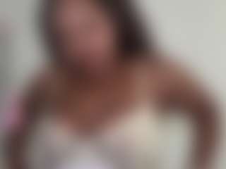 yourmamisilk's Live Sex Cam Show