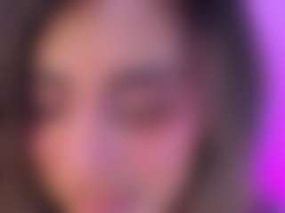 Live cam show with Agatha-Brooks-T - MILF on Milfs Live