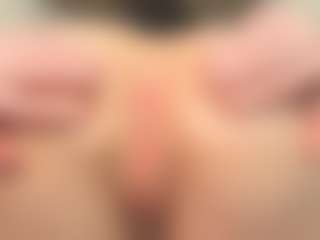 Live cam show with EveFina - Striptease Granny on Camsoda