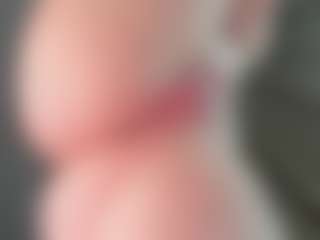 Live cam show with EveFina - Public on eurowanks.com