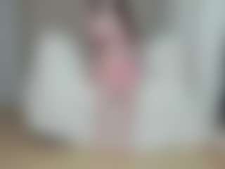 Live cam show with EveFina - Striptease Granny on dropp.cam