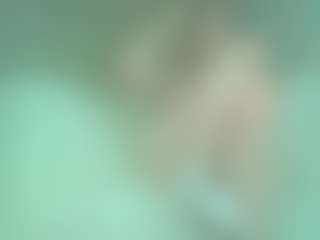 Live cam show with EveFina - Striptease Granny on Camming Site