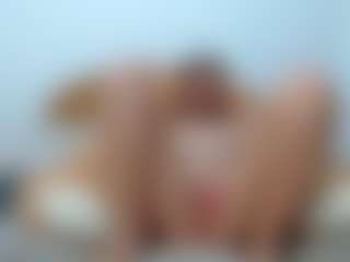 ishaRose's Live Sex Cam Show