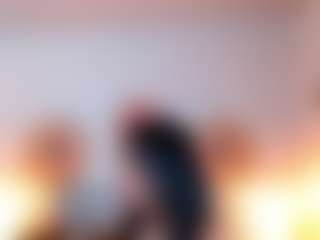 Live cam show with zoe-hecate - Average on Nude Live Now