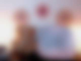Live cam show with zoe-hecate - Lean on Milfs Live