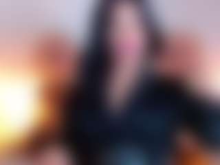 Live cam show with zoe-hecate - Black Hair on Camsoda