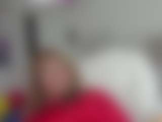 kazsandrah MILF webcam performer live streaming