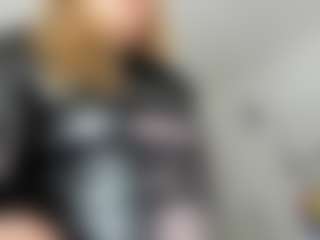 kazsandrah's Live Sex Cam Show