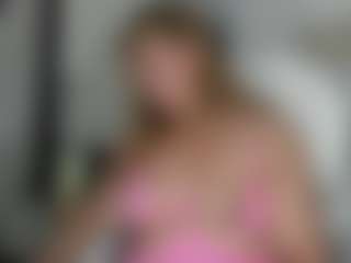 Live cam show with kazsandrah - Spank MILF on camwithhim.com