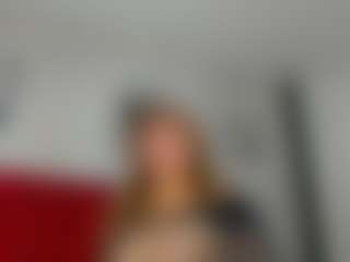Live cam show with kazsandrah - Granny Dildo on Chatstar